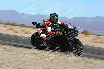 media/Jan-13-2024-SoCal Trackdays (Sat) [[9c032fe5aa]]/Turn 14 Inside (150pm)/